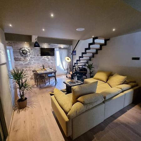 ˇdcˇ Modern Apartment Near The Church Rovinj Luaran gambar