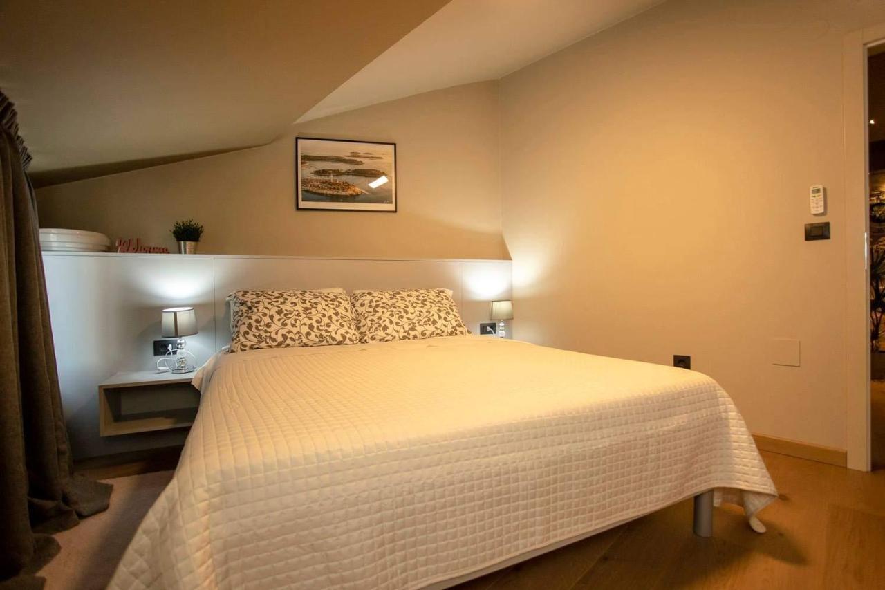 ˇdcˇ Modern Apartment Near The Church Rovinj Luaran gambar