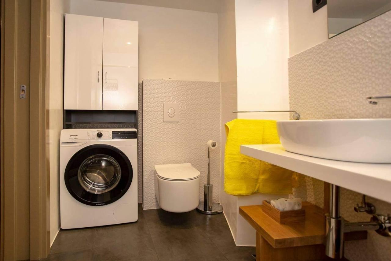 ˇdcˇ Modern Apartment Near The Church Rovinj Luaran gambar